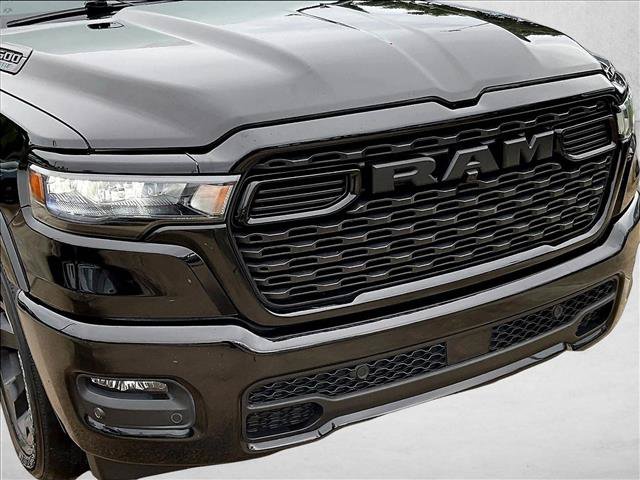 Used 2025 RAM 1500 Big Horn RWD image 28