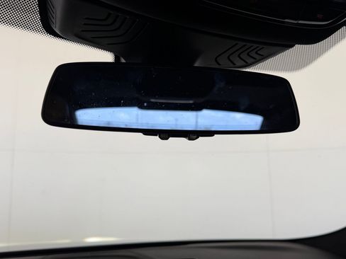 Used 2018 BMW M550i xDrive image 18