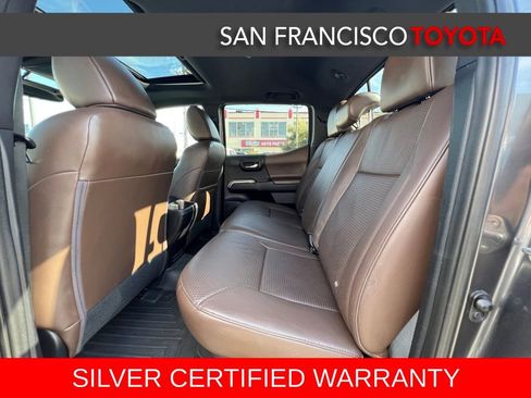 Certified 2016 Toyota Tacoma Limited image 15