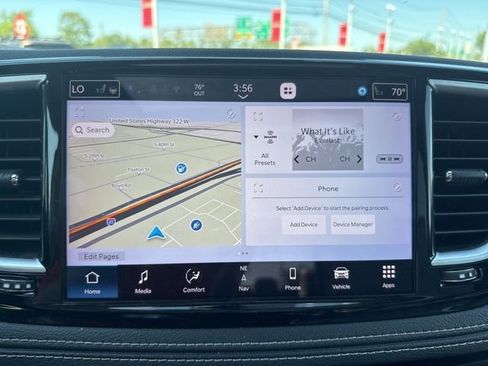 Used 2021 Chrysler Pacifica Limited w/ Premium & Safety Sphere Group FWD image 12