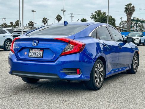 Used 2018 Honda Civic EX image 9