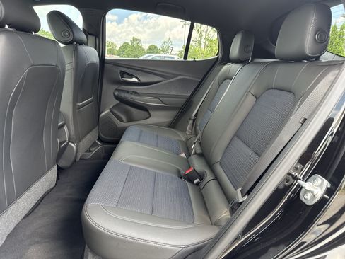 Used 2025 Buick Envista Preferred w/ Convenience I Package FWD image 28