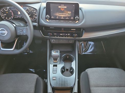 Certified 2021 Nissan Rogue SV image 19