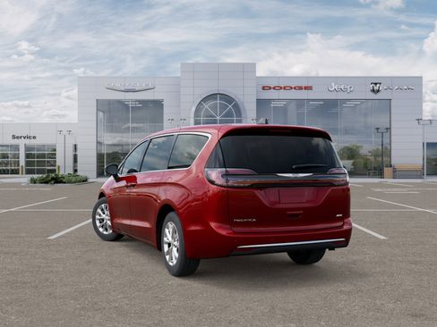 New 2026 Chrysler Pacifica Select AWD/4WD image 29