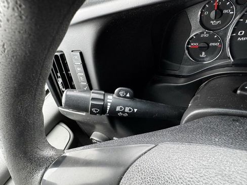 Used 2014 Chevrolet Express 2500 image 22