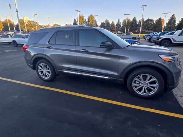 Used 2023 Ford Explorer Limited w/ Limited Technology Package AWD/4WD image 9