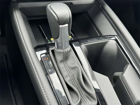 Certified 2024 Honda Accord Touring image 28