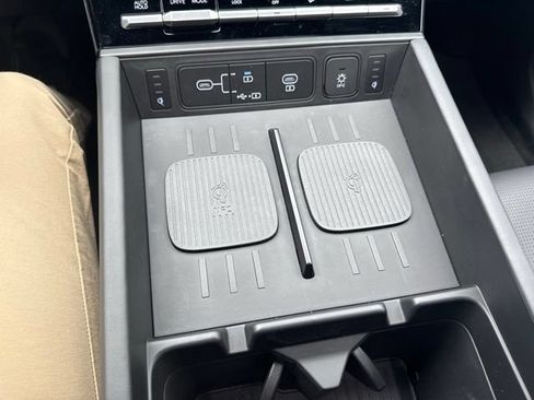 Used 2025 Hyundai Santa Fe Calligraphy AWD/4WD image 26