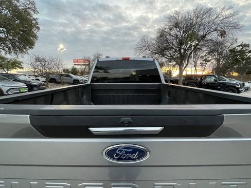 Used 2020 Ford F350 XLT w/ XLT Premium Package image 24