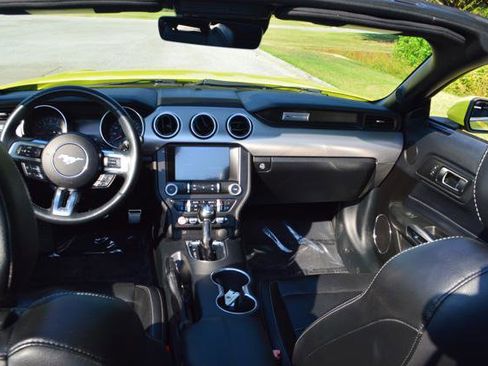 Used 2021 Ford Mustang Premium image 15