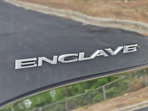 Used 2023 Buick Enclave Essence FWD image 16