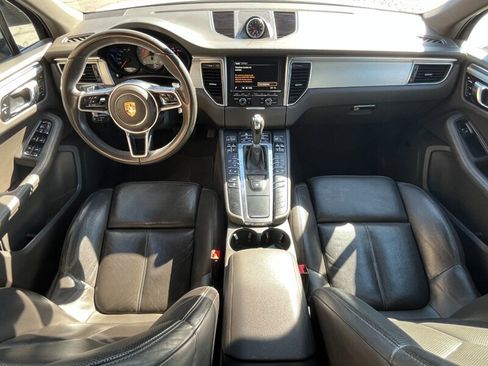 Used 2016 Porsche Macan S AWD/4WD image 2