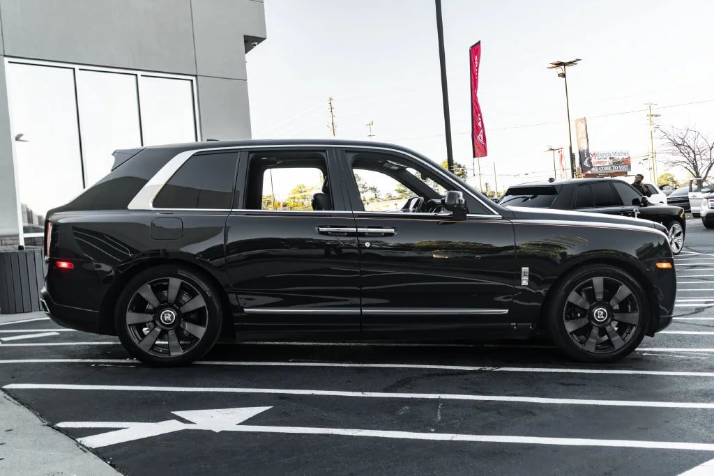 Used 2019 Rolls-Royce Cullinan AWD/4WD image 4