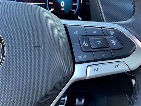 New 2026 Volkswagen Atlas Cross Sport SEL Premium R-Line image 19