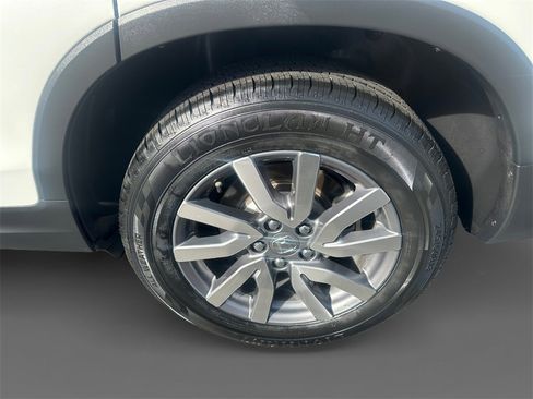 Used 2021 Honda Pilot EX image 8