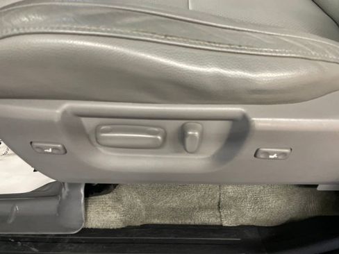 Used 2010 Toyota Sequoia Platinum AWD/4WD image 14