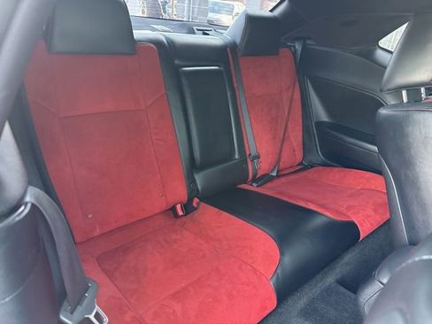 Used 2015 Dodge Challenger R/T Plus RWD image 13