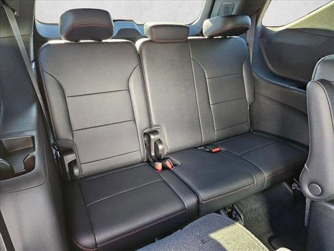 New 2026 Chevrolet Traverse Z71 image 14