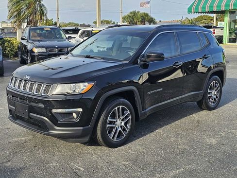 Used 2018 Jeep Compass Latitude w/ Popular Equipment Group image 1