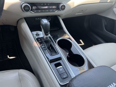 Used 2020 Nissan Altima 2.5 Platinum FWD image 26