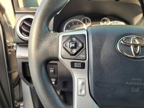 Used 2017 Toyota Tundra SR5 image 20