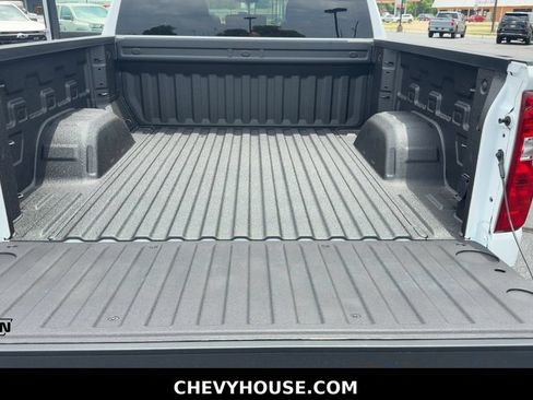 New 2026 Chevrolet Silverado 1500 Custom w/ LPO, Dark Essentials Package AWD/4WD image 22