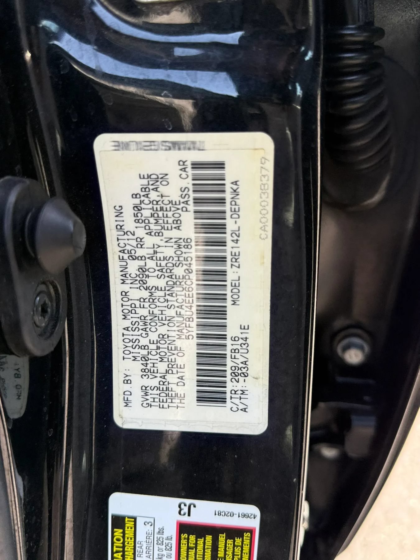 Used 2012 Toyota Corolla LE FWD image 38