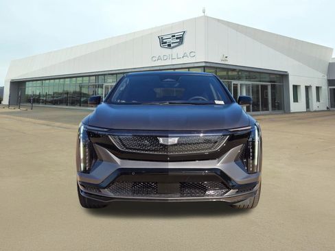 New 2026 Cadillac Optiq V w/ Magnus Launch Edition AWD/4WD image 2