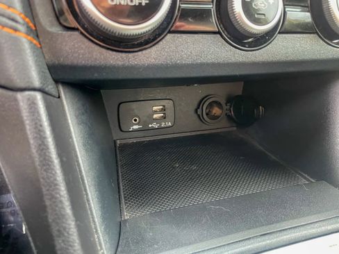 Used 2023 Subaru Crosstrek 2.0i Premium image 23