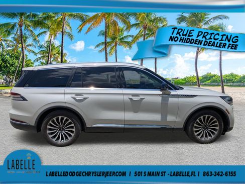 Used 2022 Lincoln Aviator Reserve RWD image 3