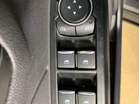 Used 2025 Ford Escape Base image 17