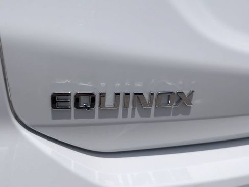 Used 2024 Chevrolet Equinox LT AWD/4WD image 19