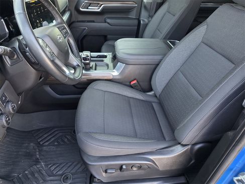 Used 2023 Chevrolet Silverado 1500 LT Trail Boss w/ LPO, Dark Essentials Package image 13