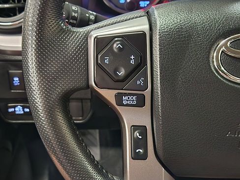 Used 2022 Toyota Tacoma SR5 image 44