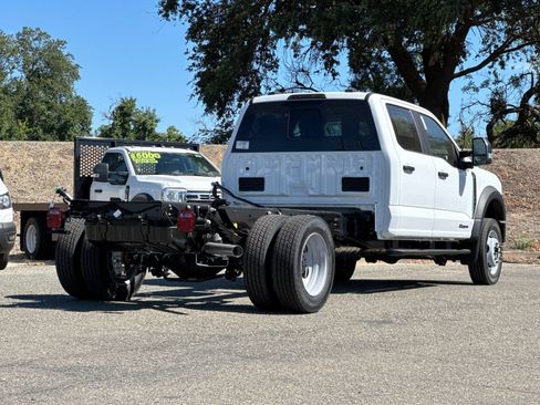 New 2026 Ford F550 4x4 Crew Cab Super Duty w/ XL Chrome Package image 3
