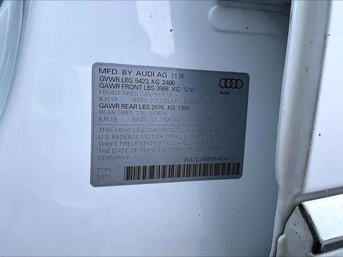 Used 2017 Audi Q5 2.0T Premium image 32