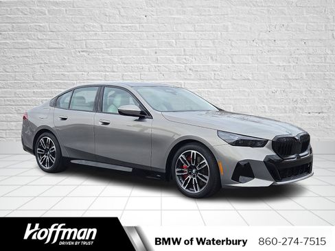 New 2026 BMW 550e xDrive w/ Executive Package image 1