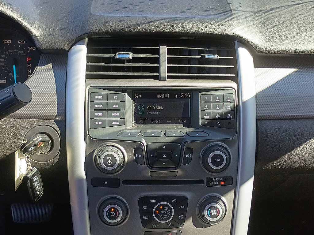 Used 2014 Ford Edge SEL FWD image 21