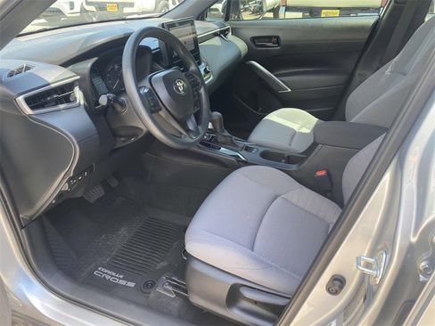 Used 2024 Toyota Corolla Cross S image 14
