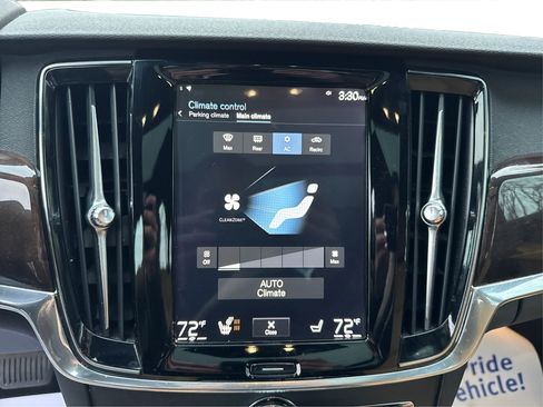 Used 2019 Volvo S90 T6 Momentum image 29