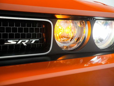 Used 2008 Dodge Challenger SRT8 RWD image 13