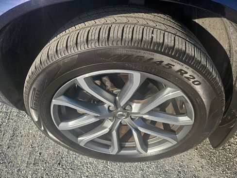 Used 2019 Volvo XC90 T5 Momentum w/ Multimedia Package image 12