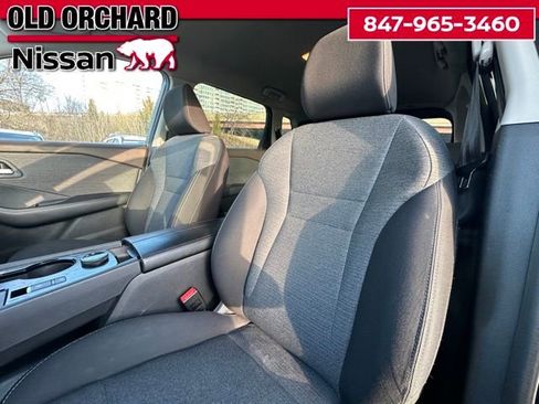 Used 2023 Nissan Rogue SV AWD/4WD image 11