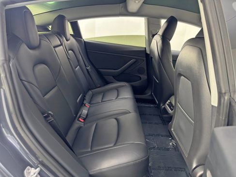 Used 2023 Tesla Model 3 Standard Range image 36