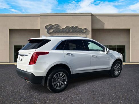 Used 2019 Cadillac XT5 Luxury image 3