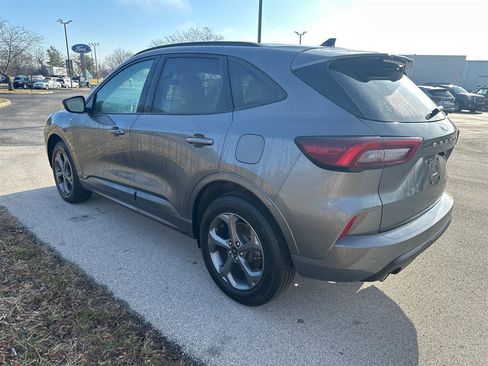 Used 2024 Ford Escape ST-Line w/ Tech Pack #1 image 9