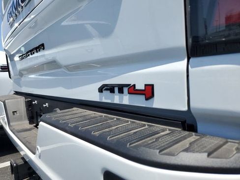 New 2026 GMC Sierra 2500 AT4 w/ AT4 Premium Plus Package AWD/4WD image 9