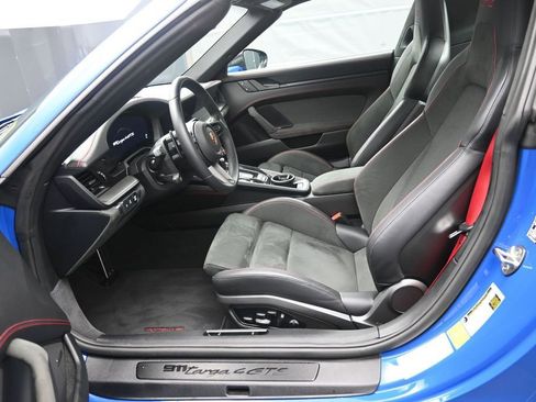 Used 2025 Porsche 911 Targa 4 GTS w/ Premium Package AWD/4WD image 9
