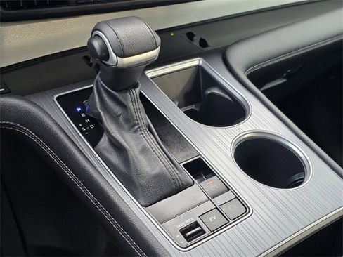 Used 2025 Toyota Sienna XLE w/ XLE Plus Package image 16