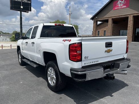 Used 2015 Chevrolet Silverado 2500 LT w/ LT Convenience Package AWD/4WD image 3
